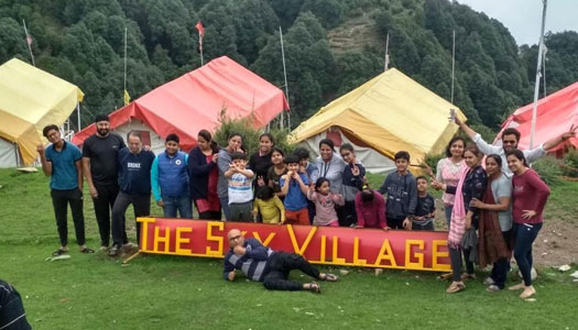 camps in Billing Himachal pradesh for trekking and paragliding